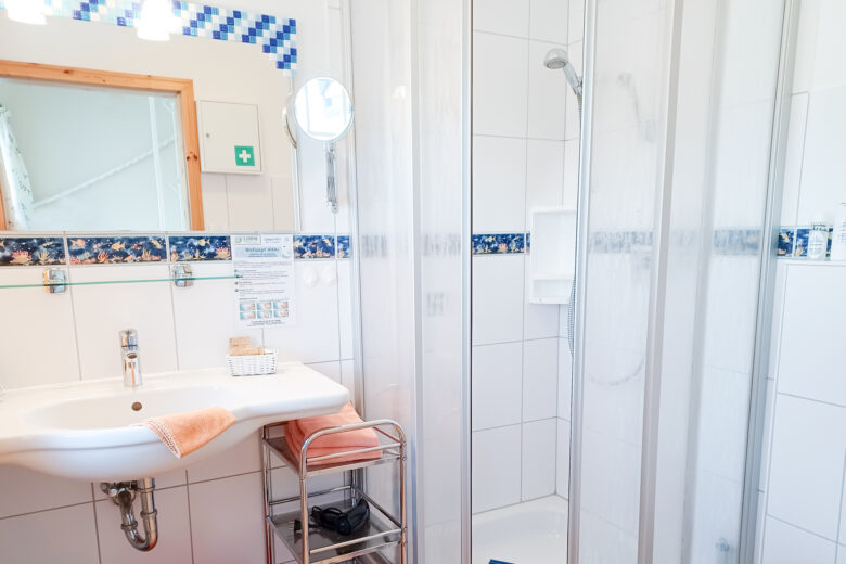 Ferienwohung Wattenlöper - Badezimmer